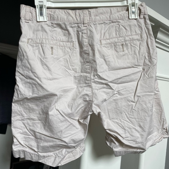 EUC H&M men’s shorts waist size 30R in light tan - Picture 2 of 6